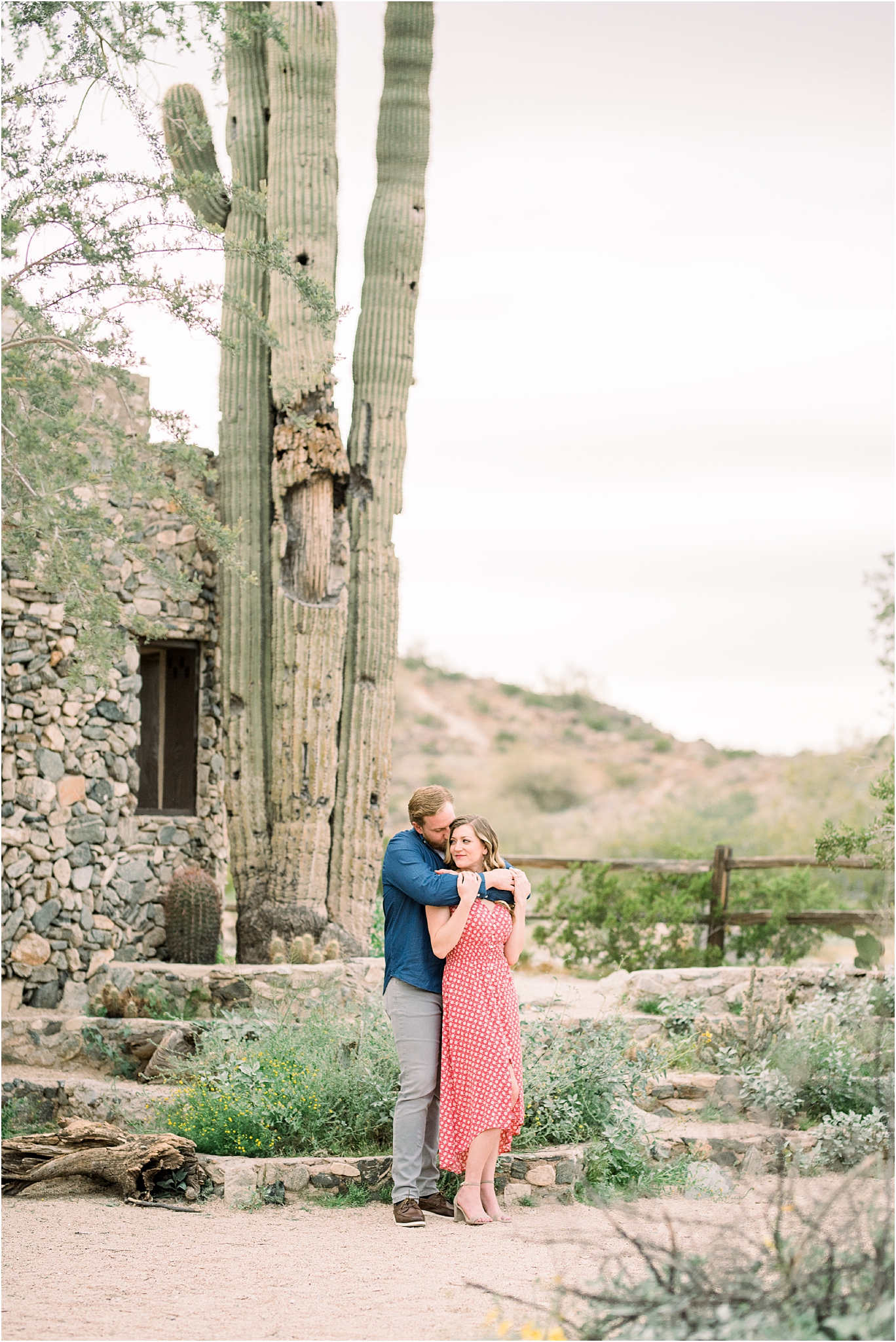 Scorpion Gulch and South Mountain Park engagement photos by Tucson Wedding Photographer Anh and Bryan | West End Photography